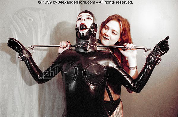 Photo by Alexander Horn